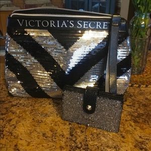 Victoria Secret Top Zip Bag and Card holder